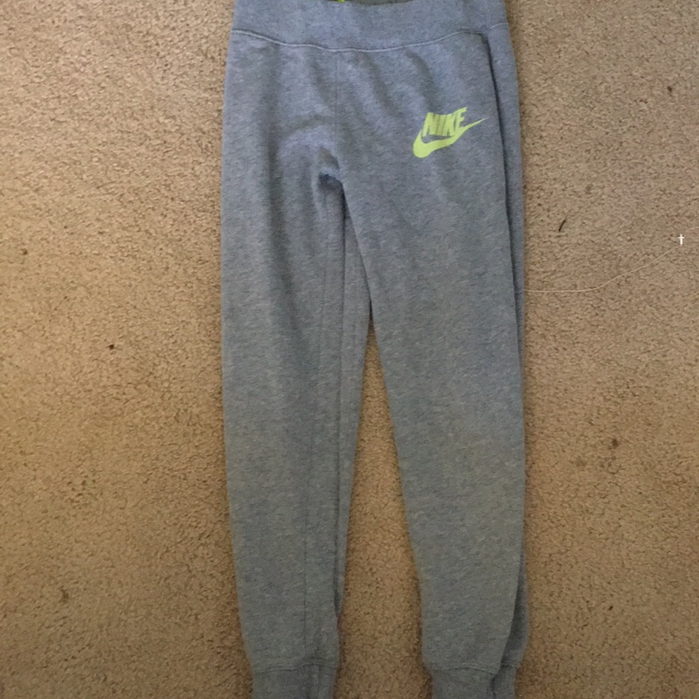 Nike pro joggers